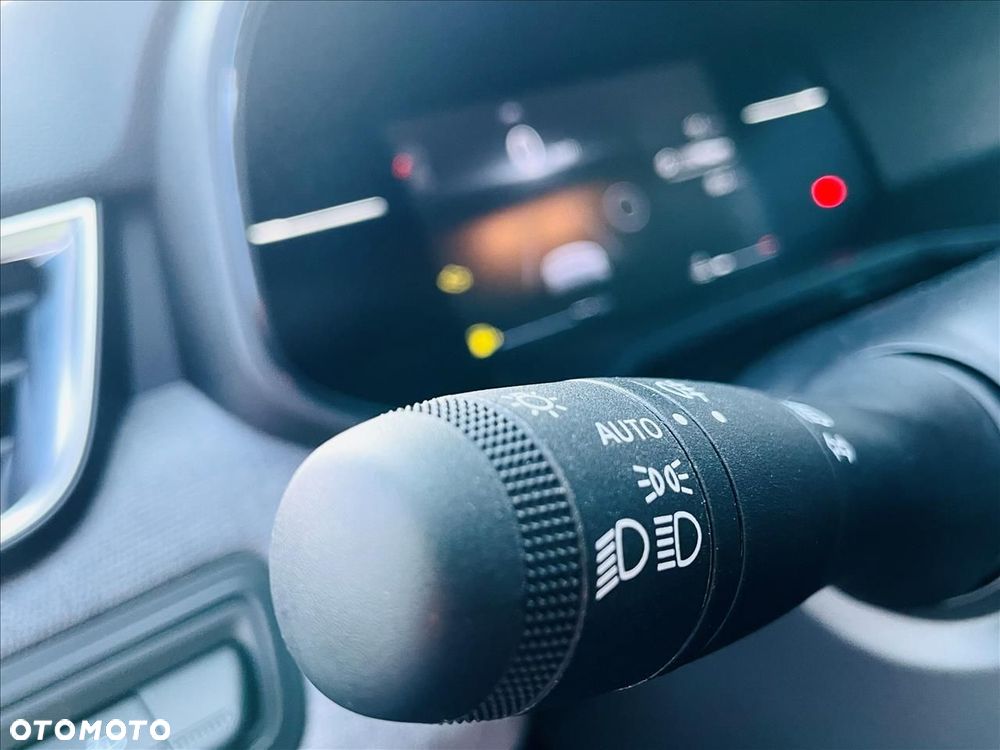 Renault Clio 1.0 TCe Evolution - 9