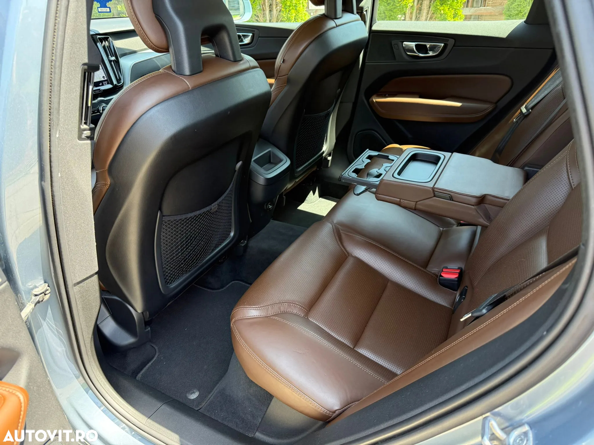 Volvo XC 60 D4 AWD Geartronic Momentum - 11