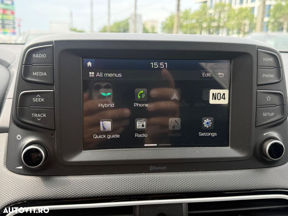Hyundai KONA - 13
