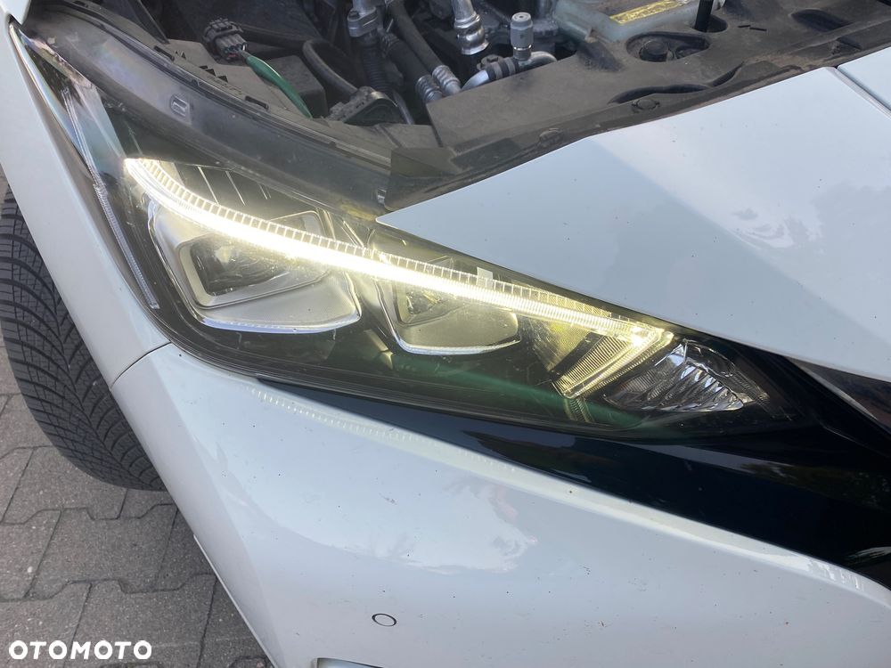 Nissan Leaf - 10