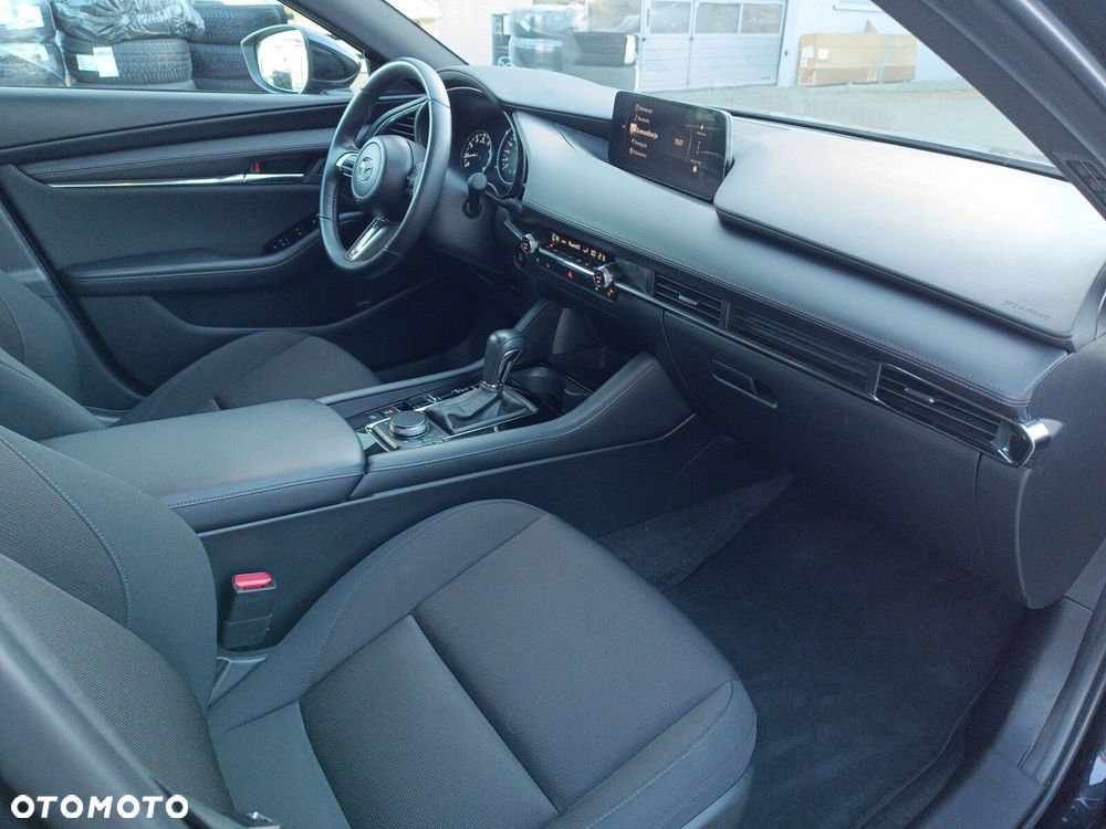 Mazda 3 2.0 mHEV Centre-Line - 24