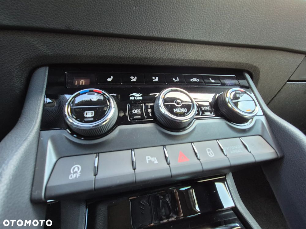 Skoda Karoq 1.5 TSI ACT Sportline DSG - 23