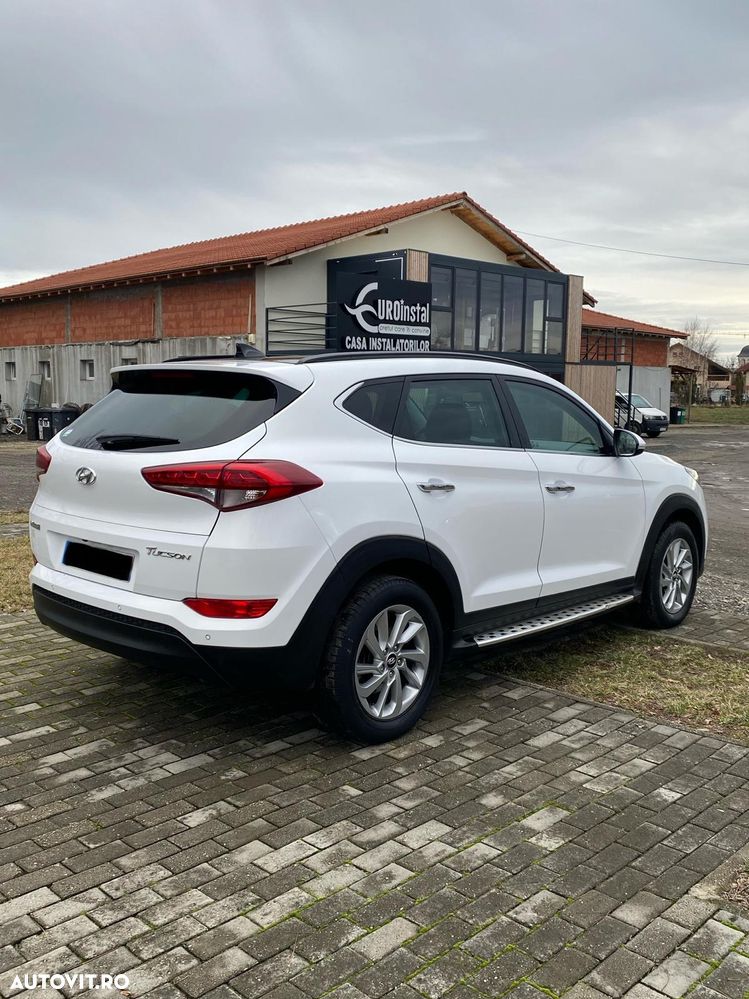 Hyundai Tucson - 4