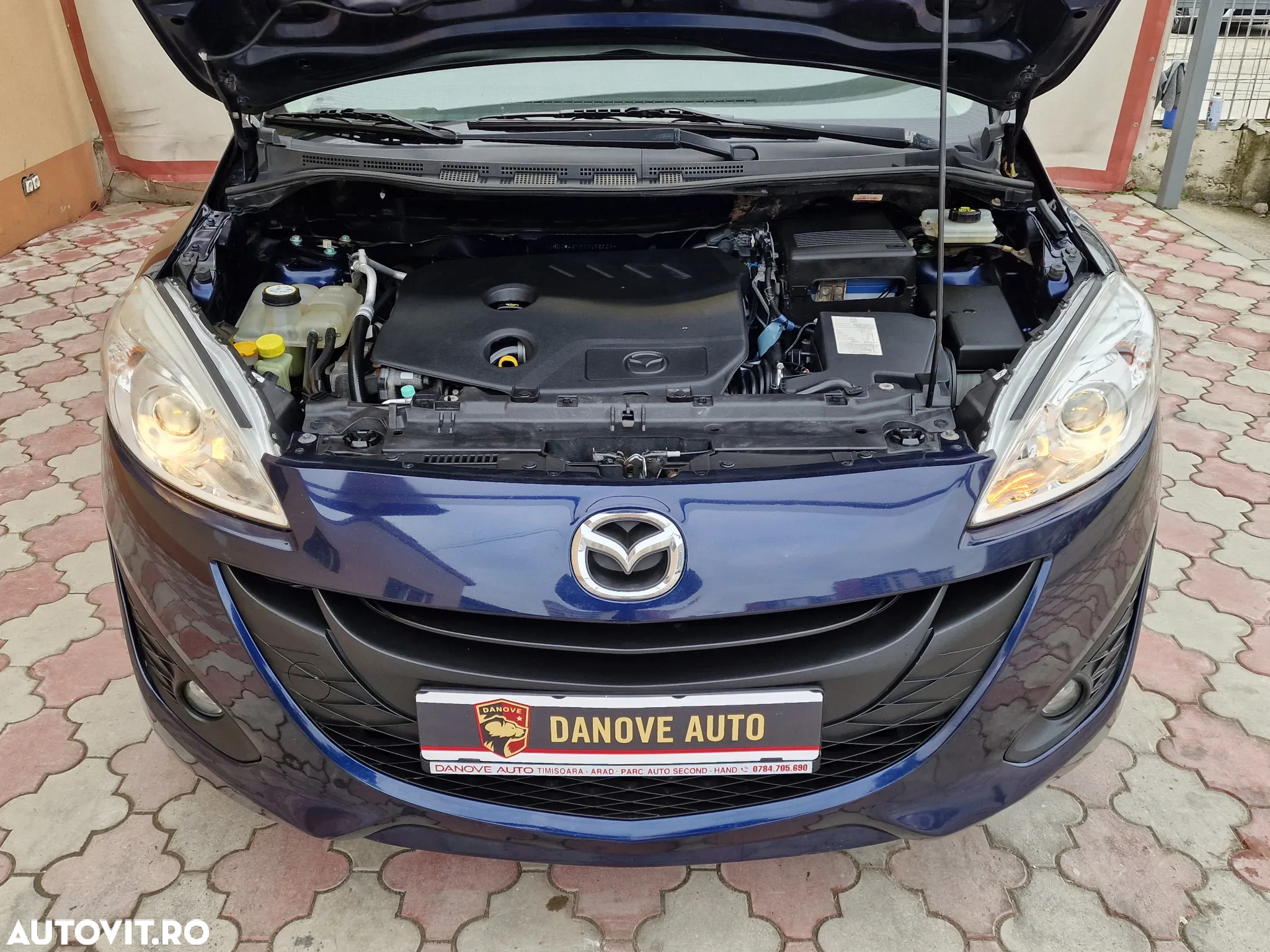 Mazda 5 - 25