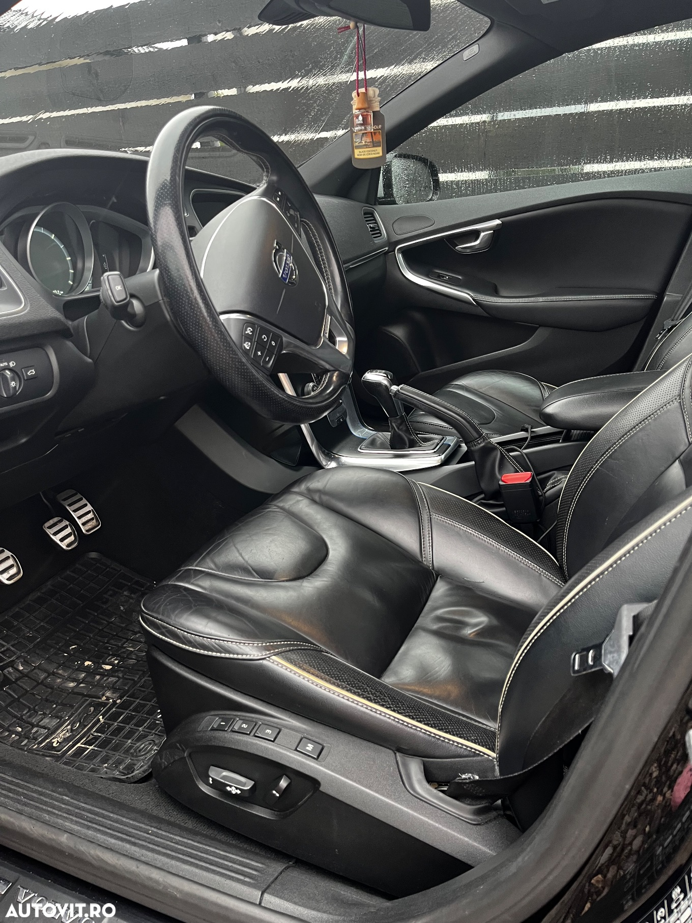 Volvo V40 D4 RDesign - 12