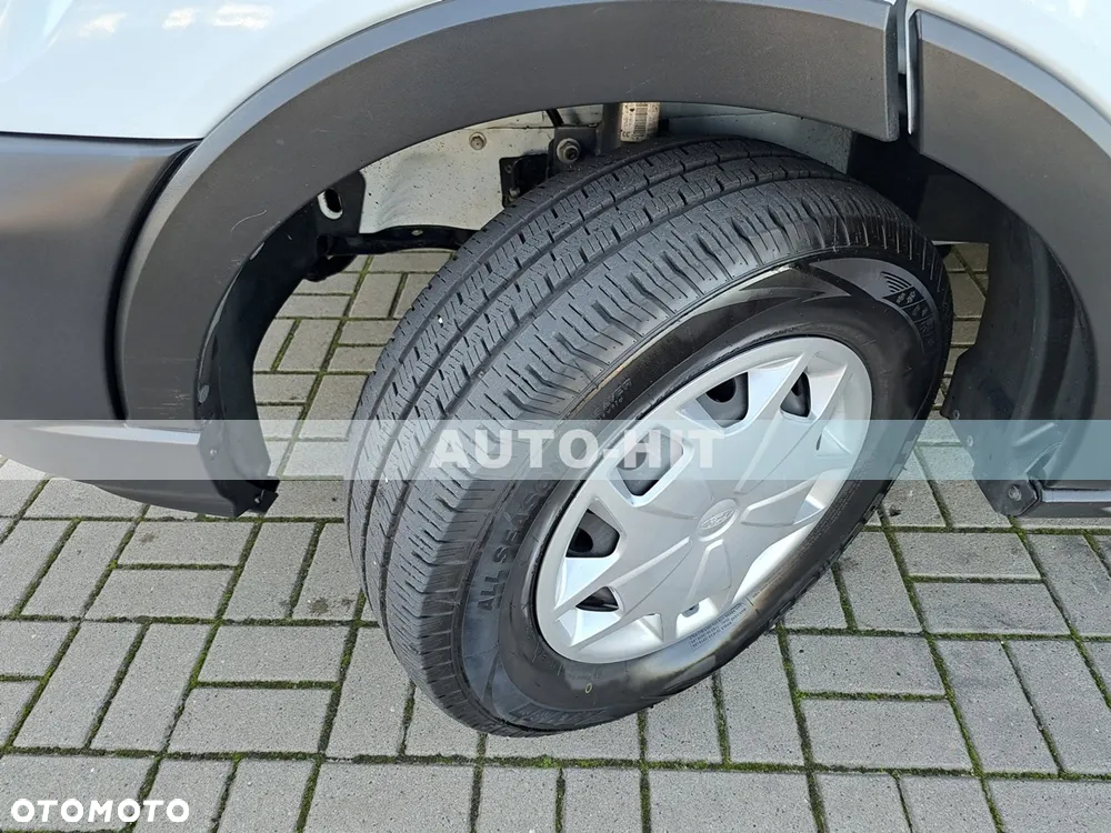 Ford Transit - 19