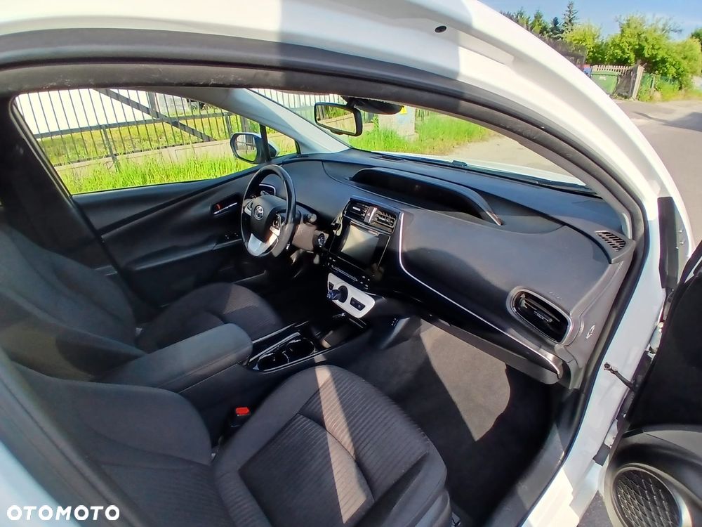 Toyota Prius 1.8 Hybrid Premium - 14