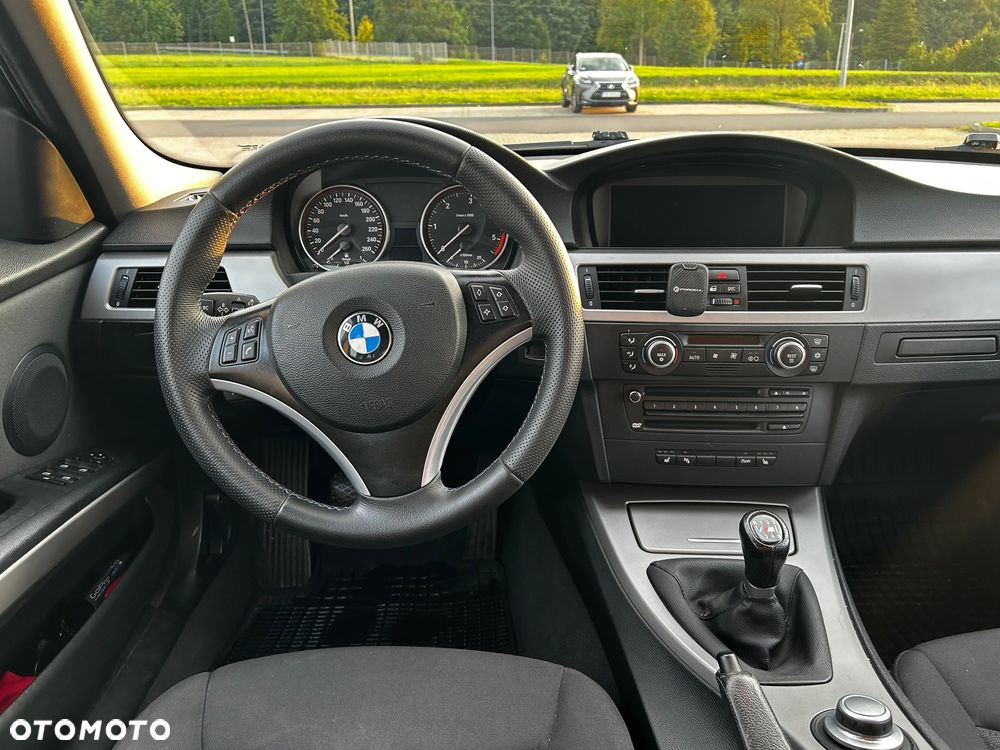 BMW Seria 3 320d - 7