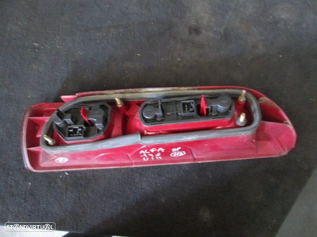 Farol Tras REF0669 ALFA ROMEO 146 1999 5P DRT CARELLO - 2
