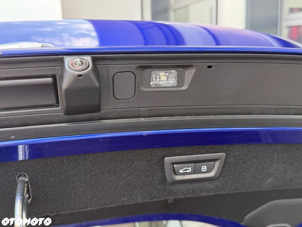 BMW Seria 8 M850i xDrive - 35