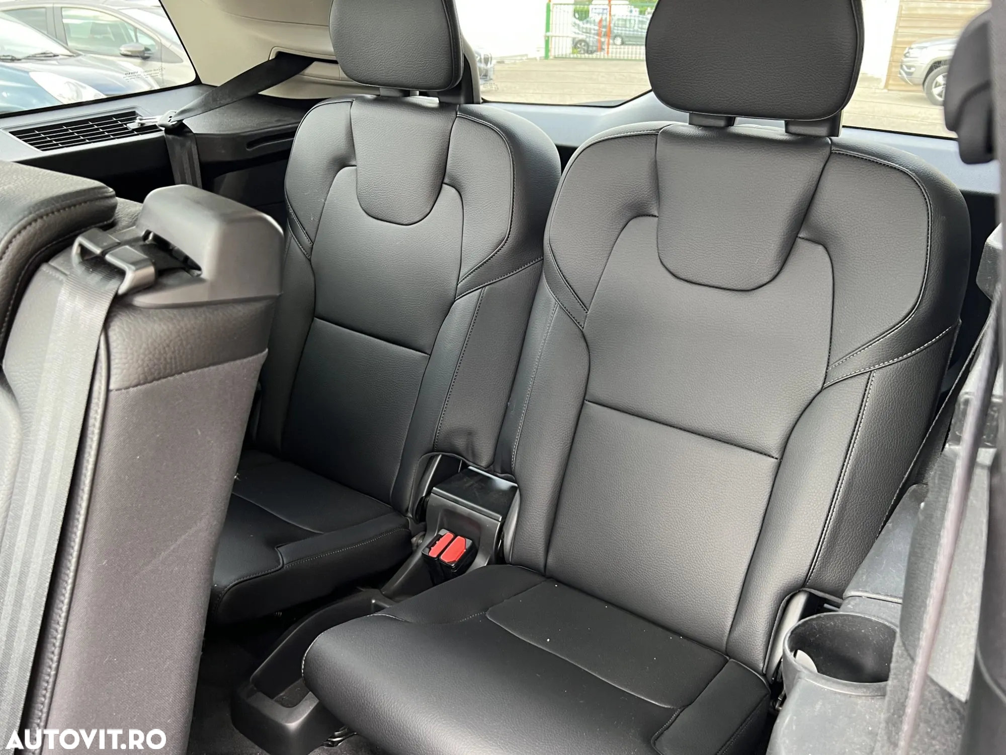 Volvo XC 90 - 6