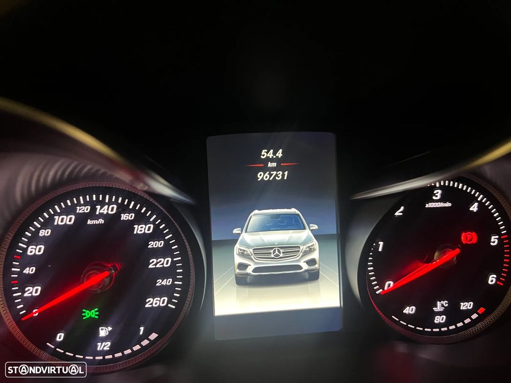 Mercedes-Benz GLC 250 d Coupé AMG Line 4-Matic - 12