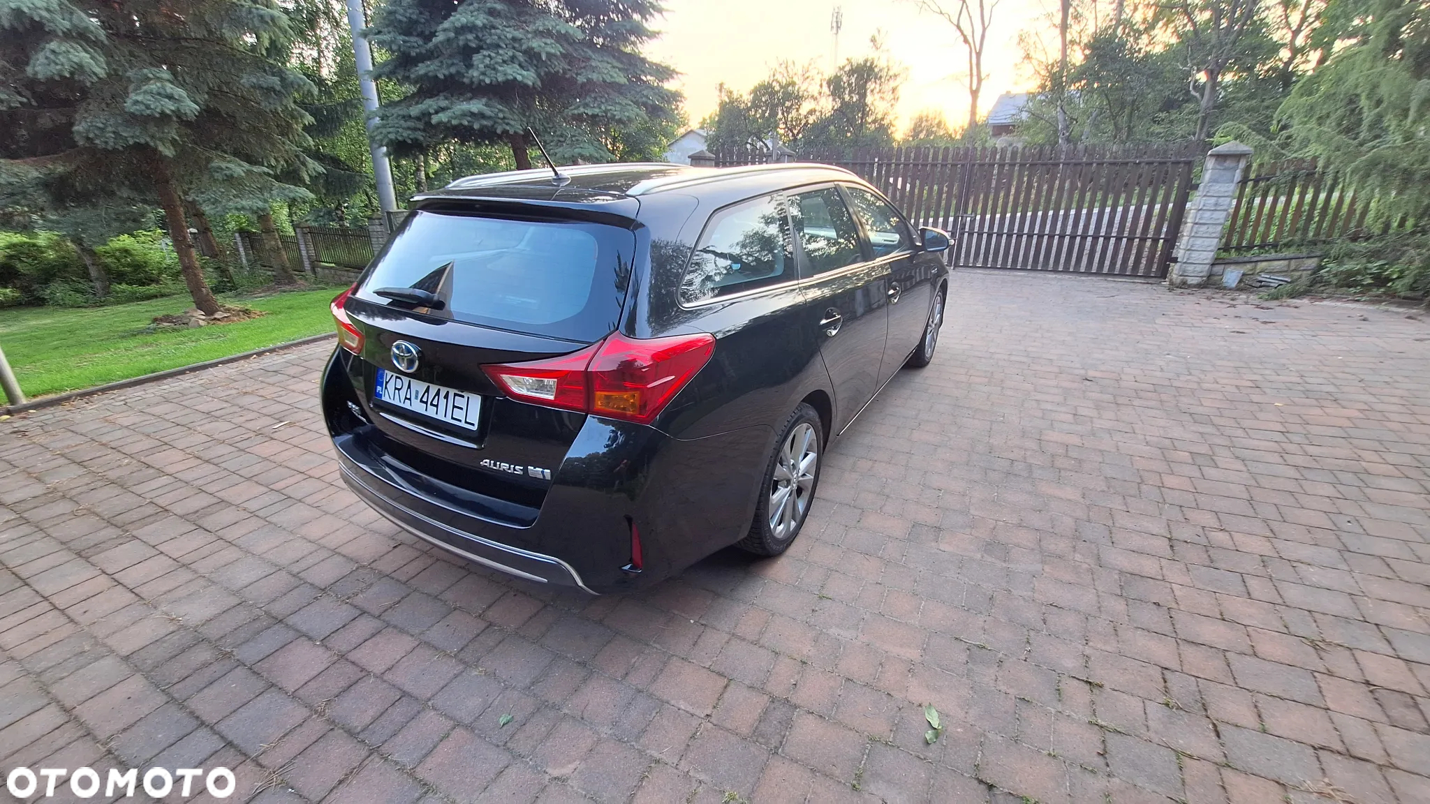 Toyota Auris 1.8 VVT-i Hybrid Automatik Edition - 19