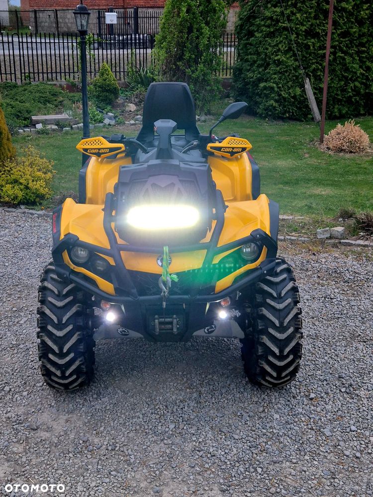 Can-Am Outlander Max - 4