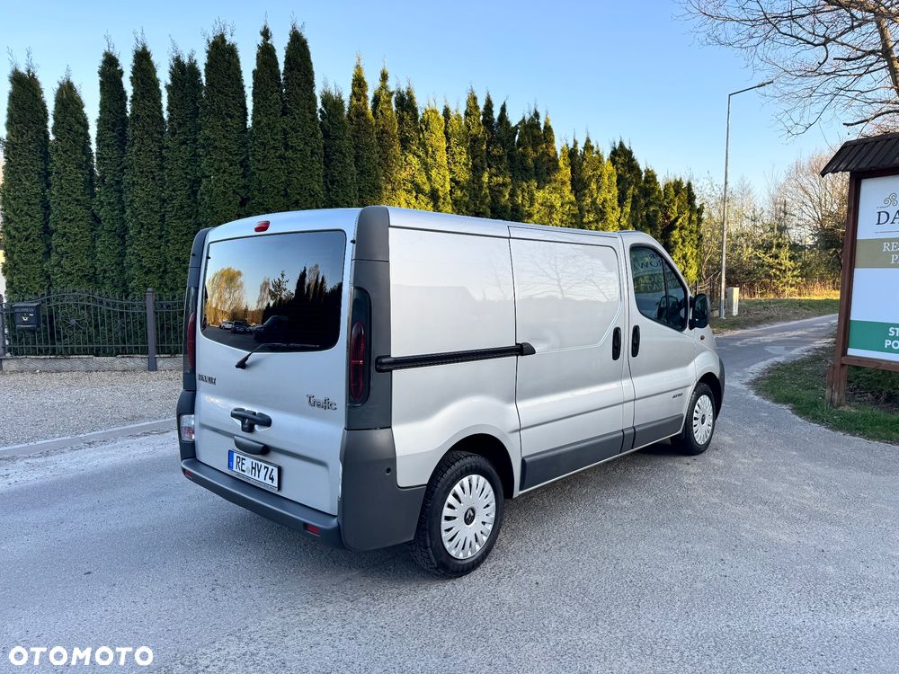 Renault Trafic - 14