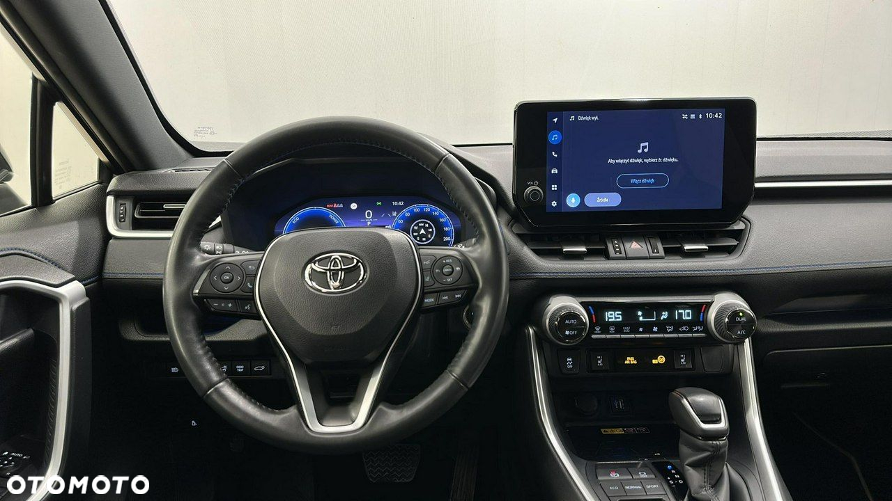 Toyota RAV4 - 9