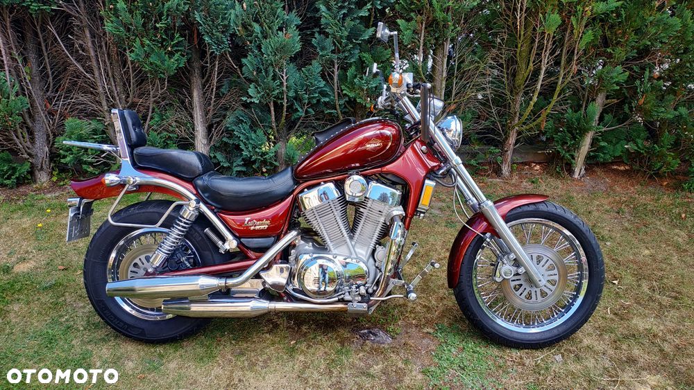 Suzuki Intruder - 8
