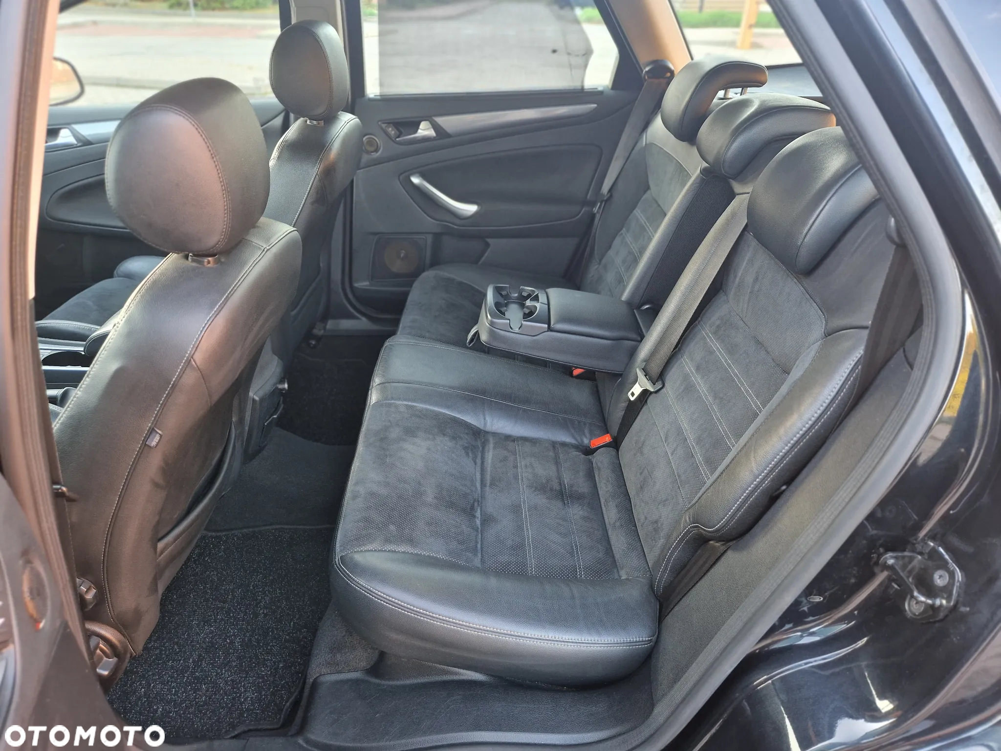 Ford Mondeo Turnier 2.0 Titanium - 18
