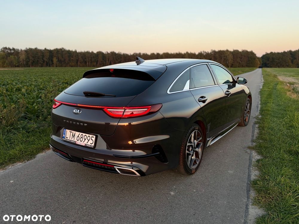 Kia Ceed - 15