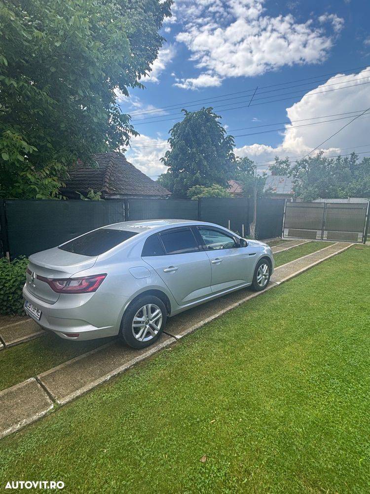 Renault Megane TCE 140 GPF Intens - 3