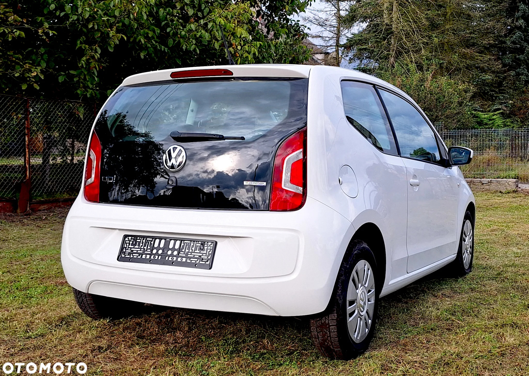 Volkswagen up! (BlueMotion Technology) move - 6