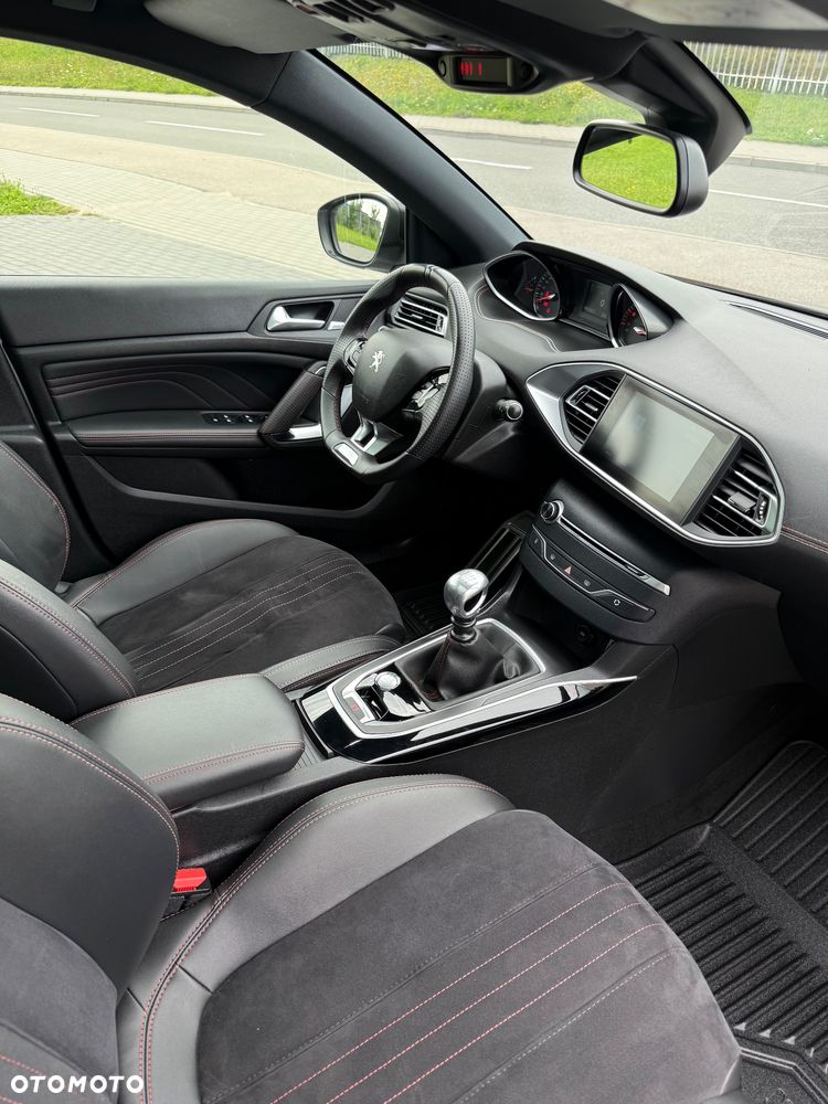 Peugeot 308 PureTech 130 GPF Stop & Start GT Pack - 12
