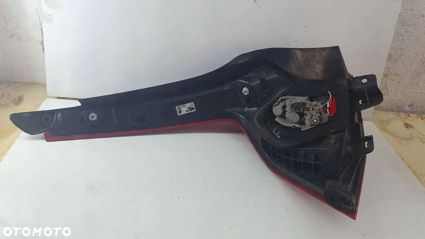 Volvo V60 Kombi LED 10- prawa lampa tylna tył $ - 5