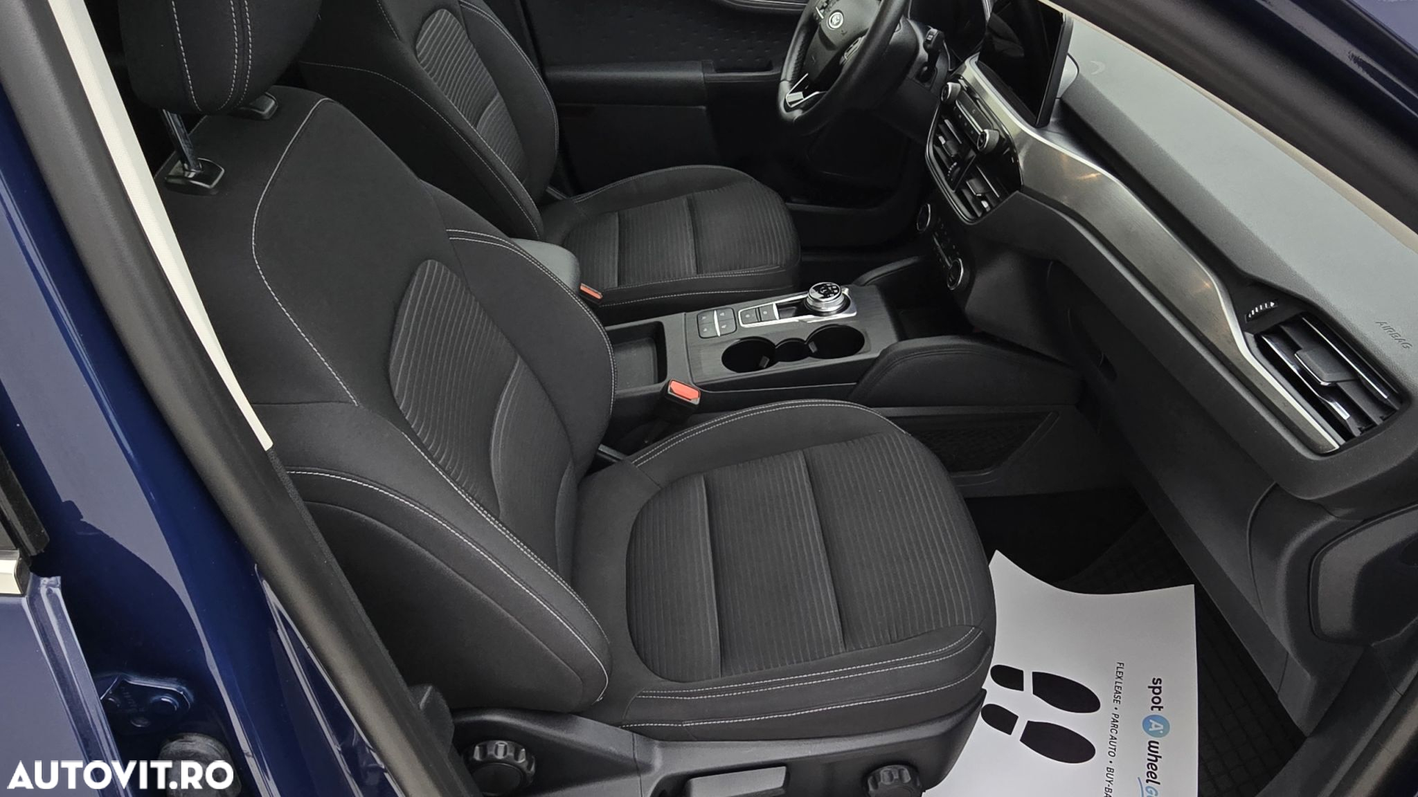 Ford Kuga - 19