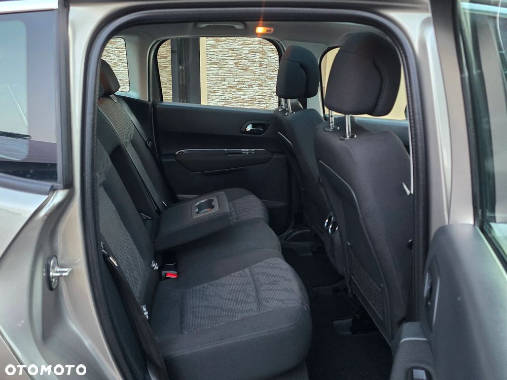 Peugeot 3008 1.6 Active - 24