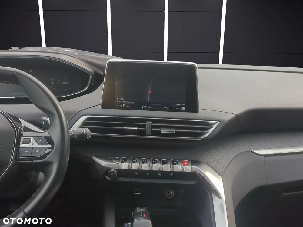 Peugeot 5008 1.6 BlueHDI Allure S&S EAT6 - 16