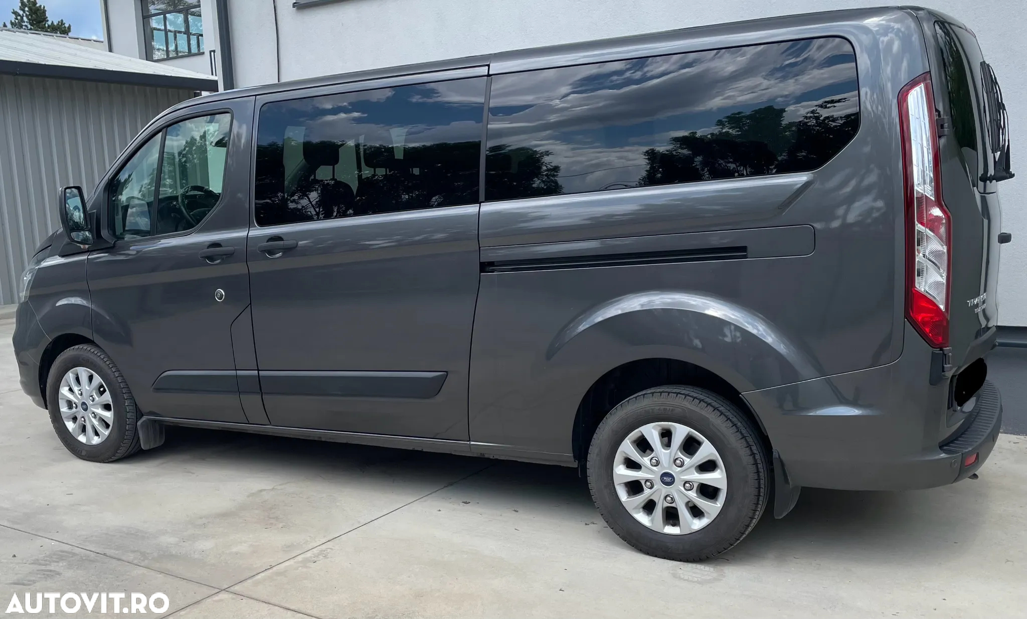 Ford Transit Custom Kombi 320 2.0 EcoBlue 130 CP L1H1 Trend Aut. - 19