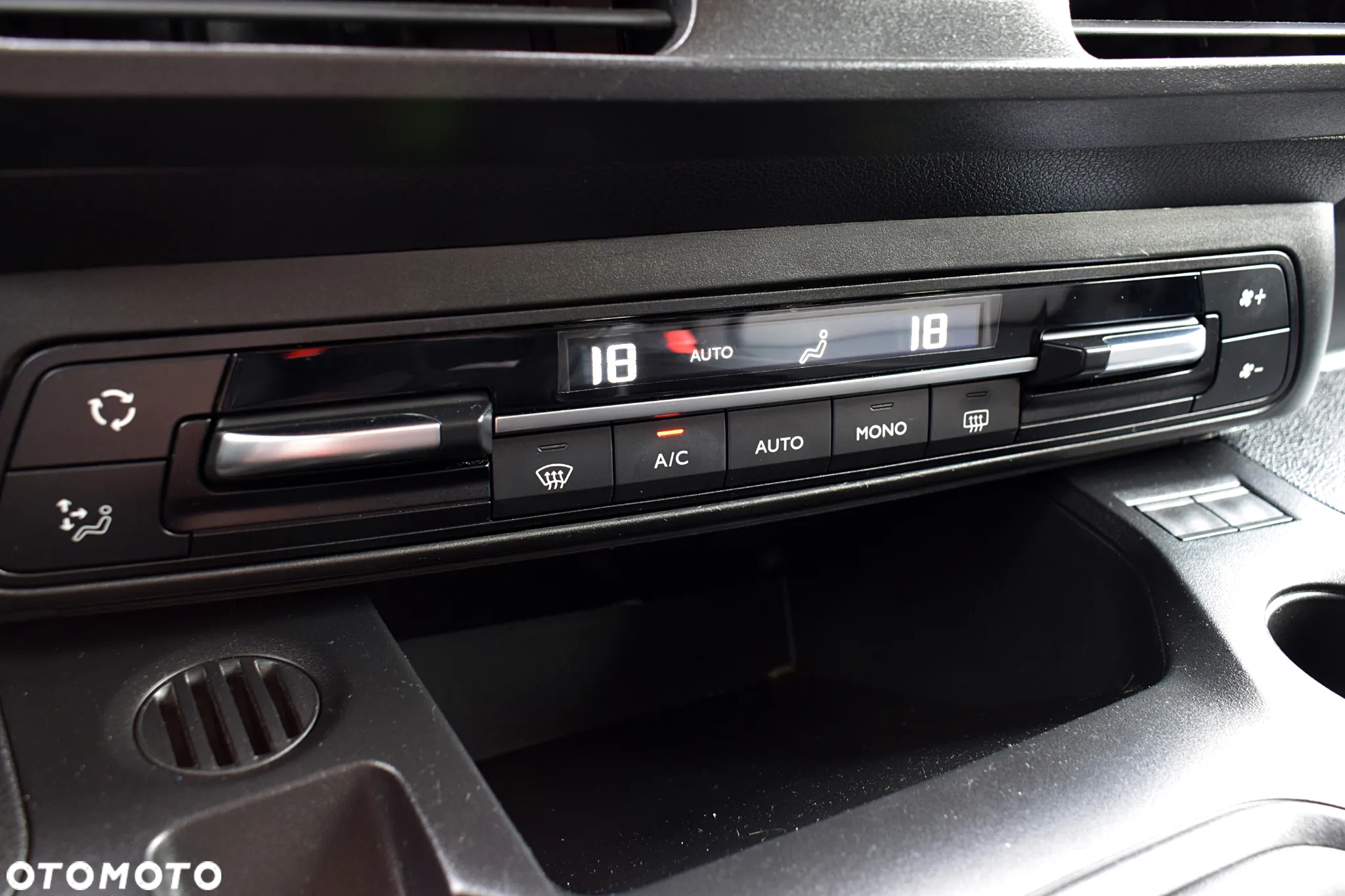 Toyota Proace City Verso 1.5 D-4D Business - 19