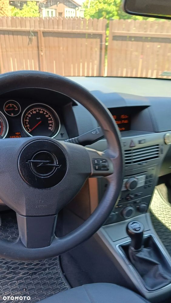 Opel Astra 1.6 - 13