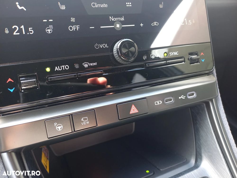Lexus LBX 1.5 HEV 4x2 CVT Cool - 28