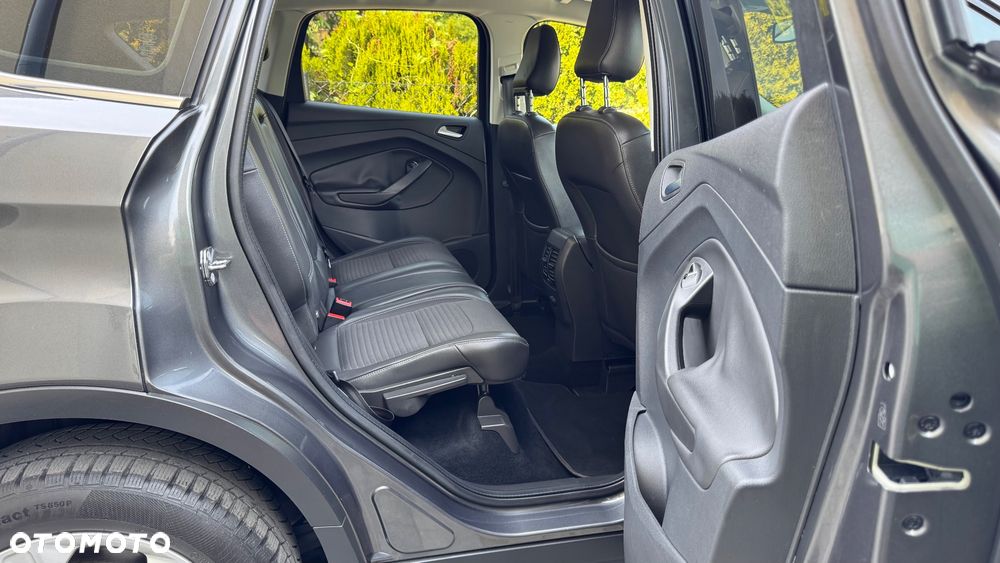Ford Kuga - 26