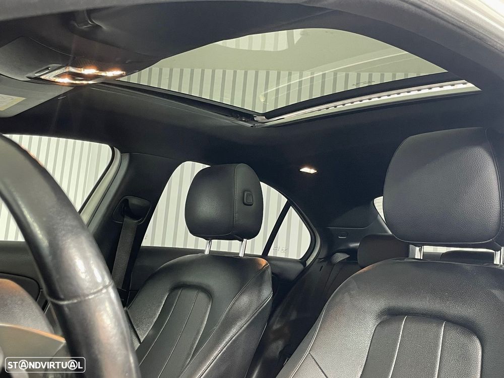 Mercedes-Benz A 180 Limousine d Progressive Aut. - 11