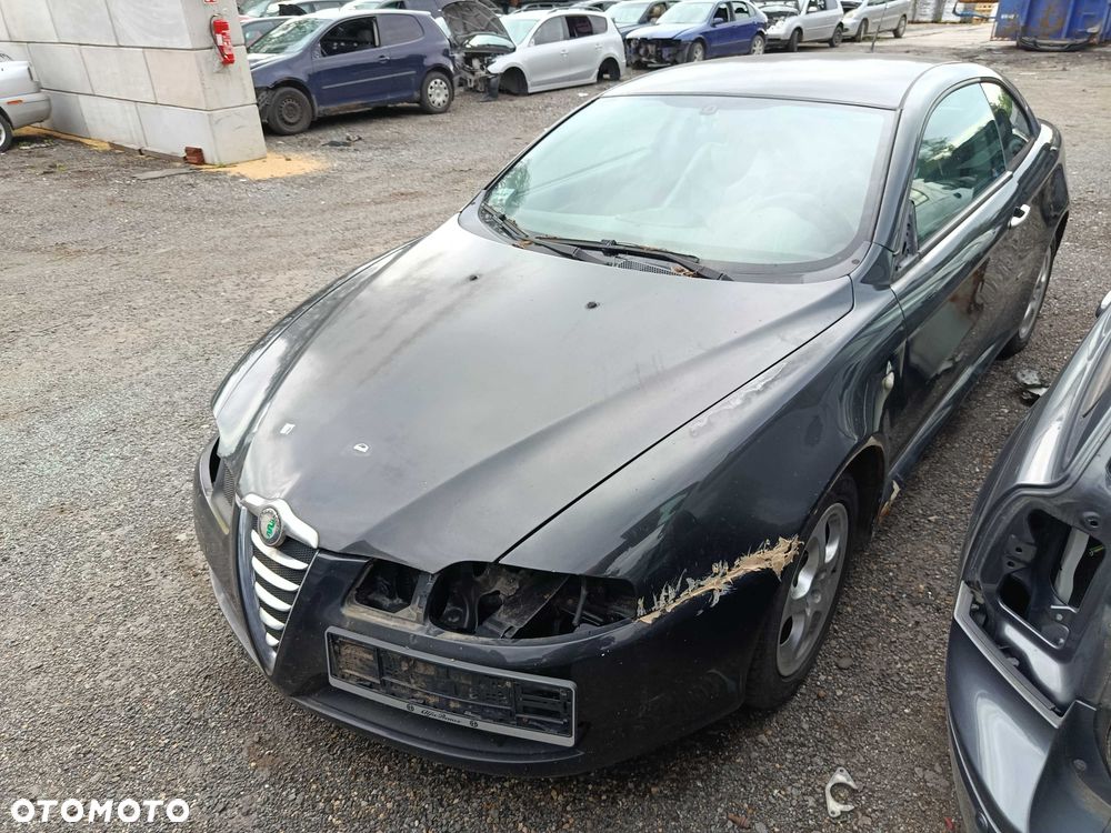 Alfa Romeo GT COUPE 1.9 JTD 2004r NA CZĘŚCI - 4