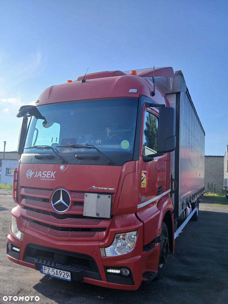 Mercedes-Benz Actros - 9