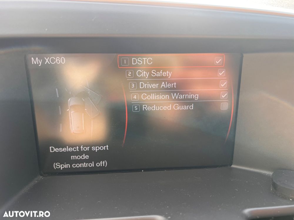 Volvo XC 60 2.4D AWD Aut. RDesign - 2