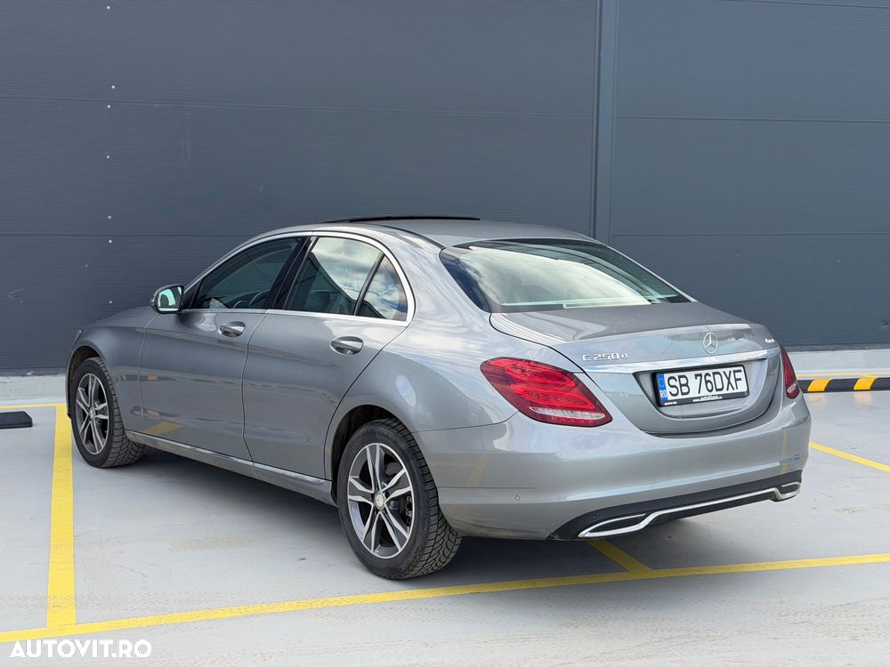 Mercedes-Benz C 250 (BlueTEC) d 4Matic 7G-TRONIC Avantgarde - 9