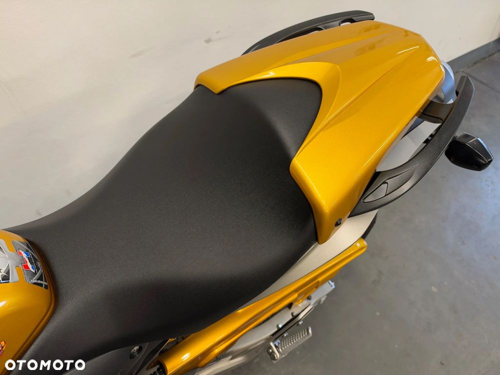Honda Hornet - 28