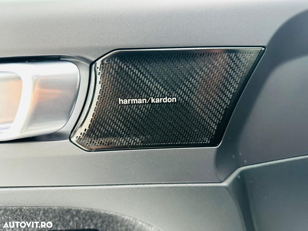 Volvo XC 40 T3 Momentum - 13