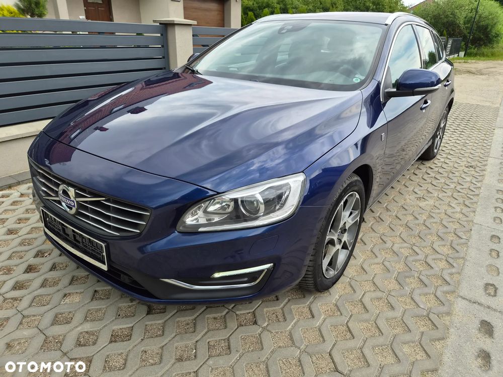 Volvo V60 D4 Ocean Race - 1