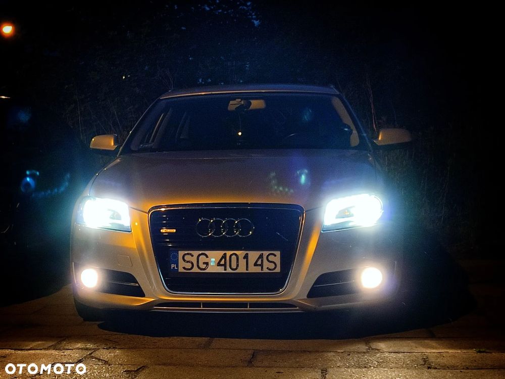 Audi A3 Sportback 2.0 TDI DPF Ambiente - 16