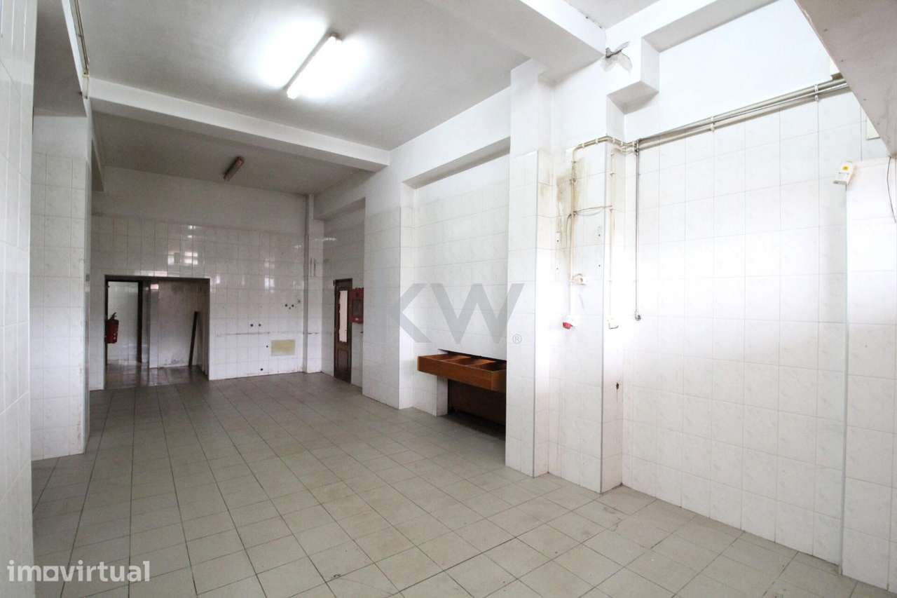 Espaço Comercial com 126m2 na Elísio de Moura, Coimbra - Grande imagem: 3/13