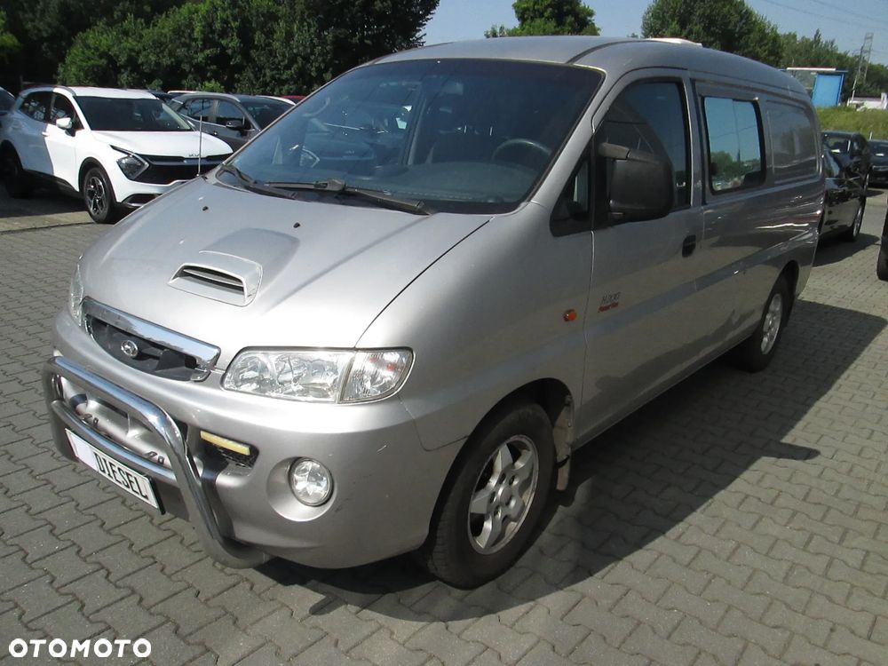 Hyundai H-1 - 1