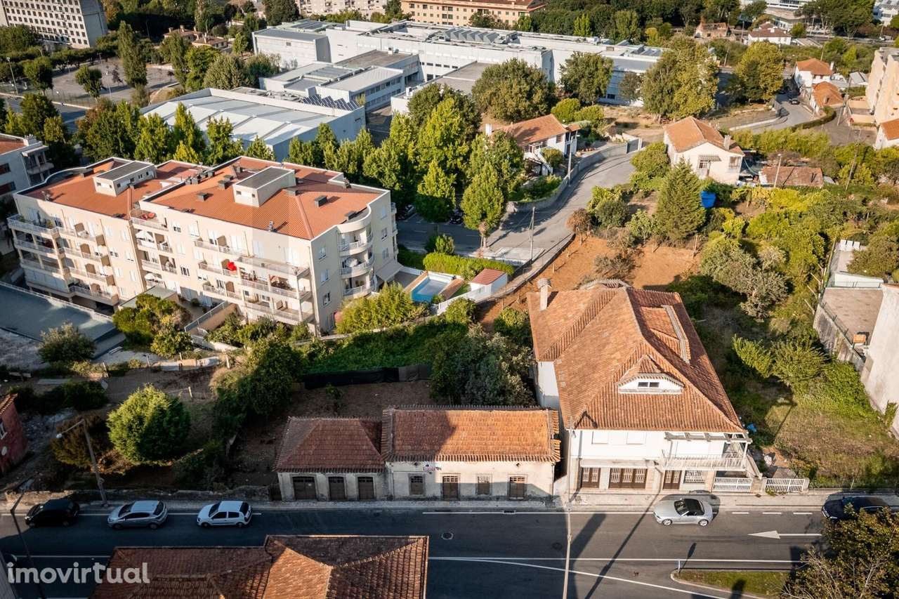 Ruína em São João da Madeira com Potencial de Ouro - Grande imagem: 2/6