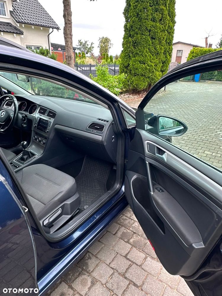 Volkswagen Golf 1.6 TDI 4Motion BlueMotion Technology Comfortline - 35