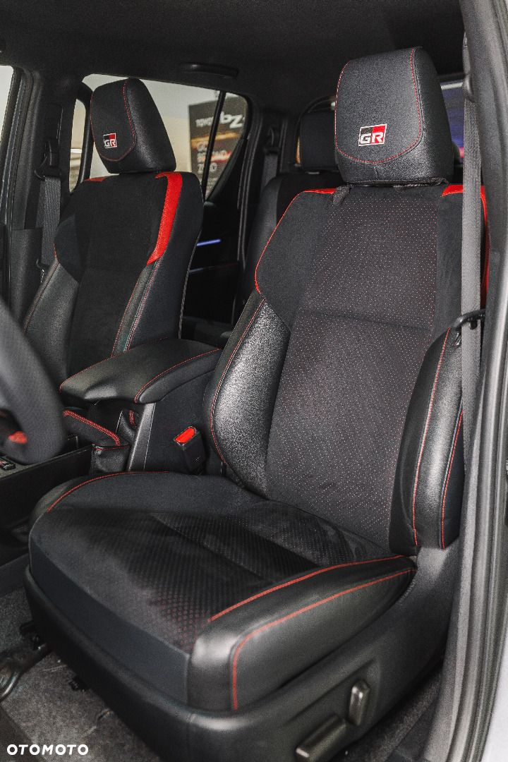 Toyota Hilux - 9