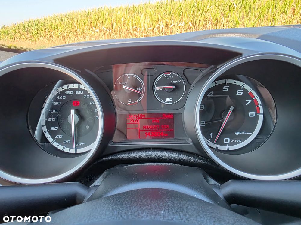 Alfa Romeo Giulietta 1.4 TB 16V Multiair Turismo - 16